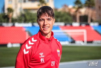 Arnau Ortiz: "La buena situaci&oacute;n de Eldense debe servirnos de motivaci&oacute;n para seguir as&iacute;"