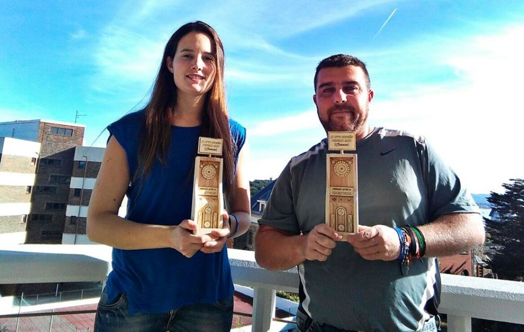 La eldense Mari Aparici, campeona de España por parejas en el 3º campeonato de dardos La eldense Mari Aparici, campeona de España por parejas en el 3º campeonato de dardos