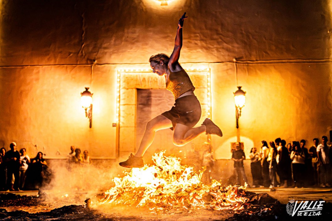 La "Foguera de Sant Antoni" de Petrer será este sábado 7 de junio La "Foguera de Sant Antoni" de Petrer será este sábado 7 de junio
