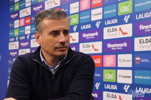 El director deportivo, Miguel &Aacute;ngel G&oacute;mez, finaliza su etapa en el CD Eldense
