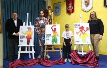 La Uni&oacute;n de Festejos presenta tres coloridos carteles del Desfile Infantil de Petrer