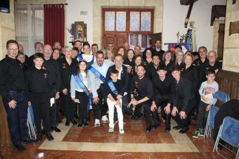 Los Cristianos presentan la letra del pasodoble "Chap&iacute; 19"
