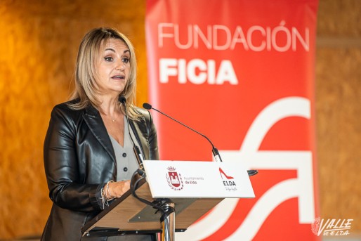 La consellera de Industria, Nuria Montes: &ldquo;Es esencial hablar del futuro del calzado, este sector tiene mucho que ofrecer&rdquo;
