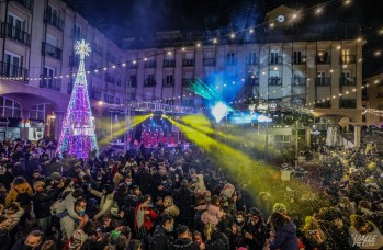 Elda se sumerge en la Navidad y abre un nuevo mercado navide&ntilde;o