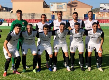 El Eldense golea en Mazarr&oacute;n (2-4)