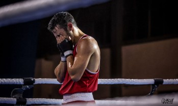 El boxeador Jos&eacute; Quiles podr&iacute;a perderse el Mundial de Belgrado tras lesionarse en Elda
