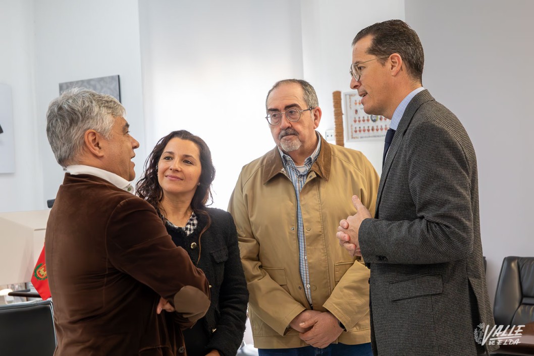Los grados de Inteligencia Artificial y Psicolog&iacute;a llegan a la UNED de Elda