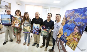 El eldense Rafa Ba&ntilde;&oacute;n dise&ntilde;a la portada y las portadillas de la revista Fiestas Mayores