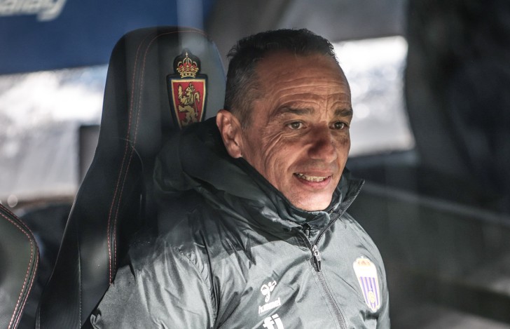 Jos&eacute; Luis Oltra: "Esta victoria nos ayuda a creer, pero todav&iacute;a queda mucho"