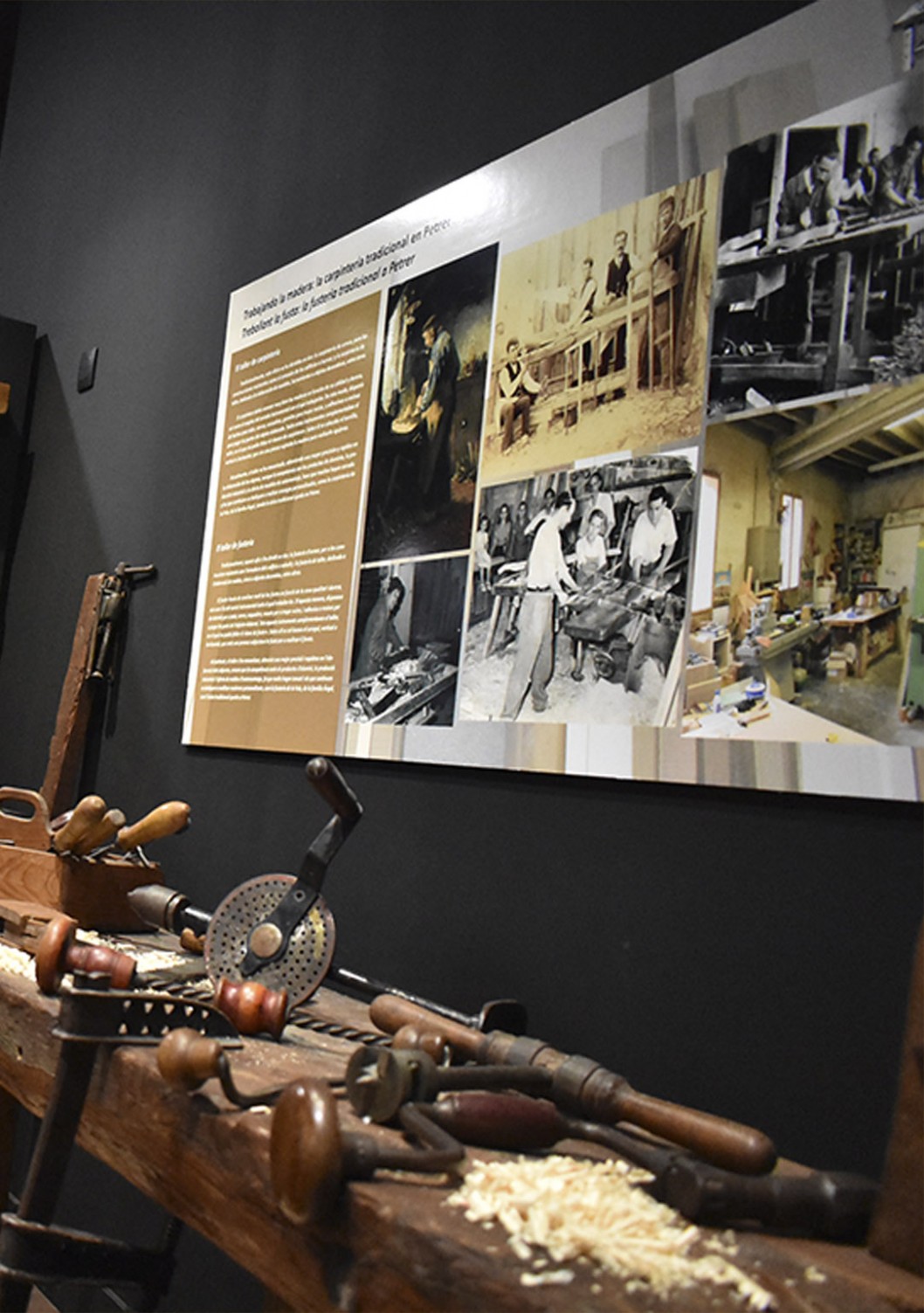 Exposición etnográfica: "Trabajando la madera: la carpintería tradicional en Petrer" Exposición etnográfica: "Trabajando la madera: la carpintería tradicional en Petrer"