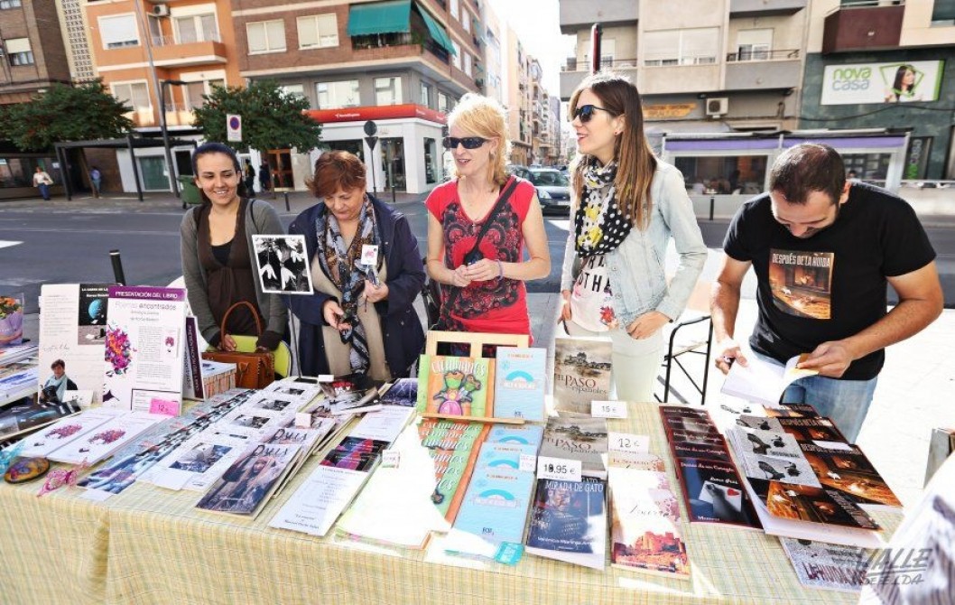La literatura y el ajedrez seducen a Elda La literatura y el ajedrez seducen a Elda