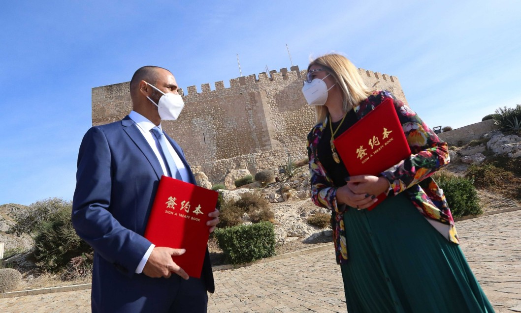 Petrer inicia una estrategia para reactivar su hermanamiento con Huadu y atraer inversi&oacute;n china al futuro pol&iacute;gono La Cantera