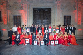 La doctora Irene Esteve concluye un a&ntilde;o lleno de reconocimientos: Mejor Dise&ntilde;o de Sonrisa y Mujer Emprendedora