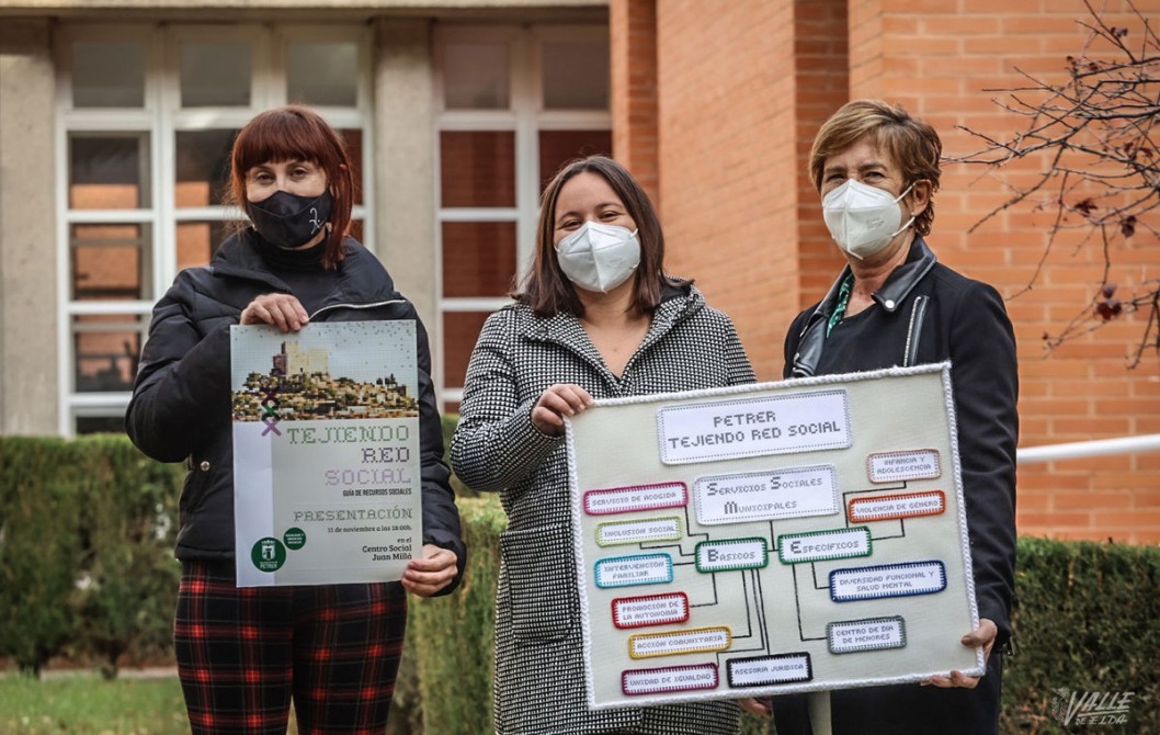 Petrer lanza su primera Guía de Servicios Sociales Petrer lanza su primera Guía de Servicios Sociales