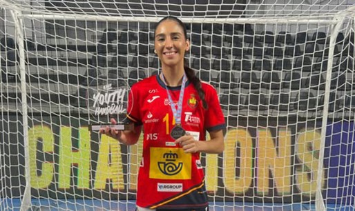 La eldense Paula Lluch, subcampeona de Europa con las Guerreras Junior