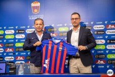 Javi Calleja, nuevo entrenador del CD Eldense: "Messi es una garant&iacute;a para todo"