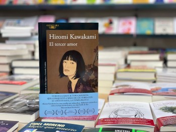 "El tercer amor" de Hiromi Kawakami