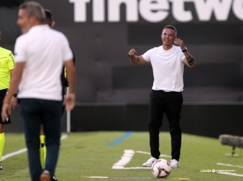 Dani Ponz: "Hac&iacute;a mucho tiempo que no se ganaba en casa, la afici&oacute;n lo merec&iacute;a"
