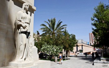 Multas de 800 euros por hacer pintadas en Elda