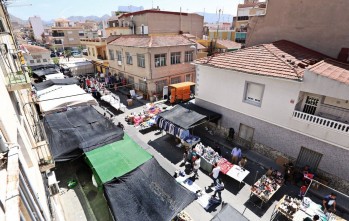 Los vendedores de los mercadillos indignados por no poder abrir sus puestos