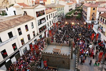 Mejora la seguridad en la Entrada de Bandas