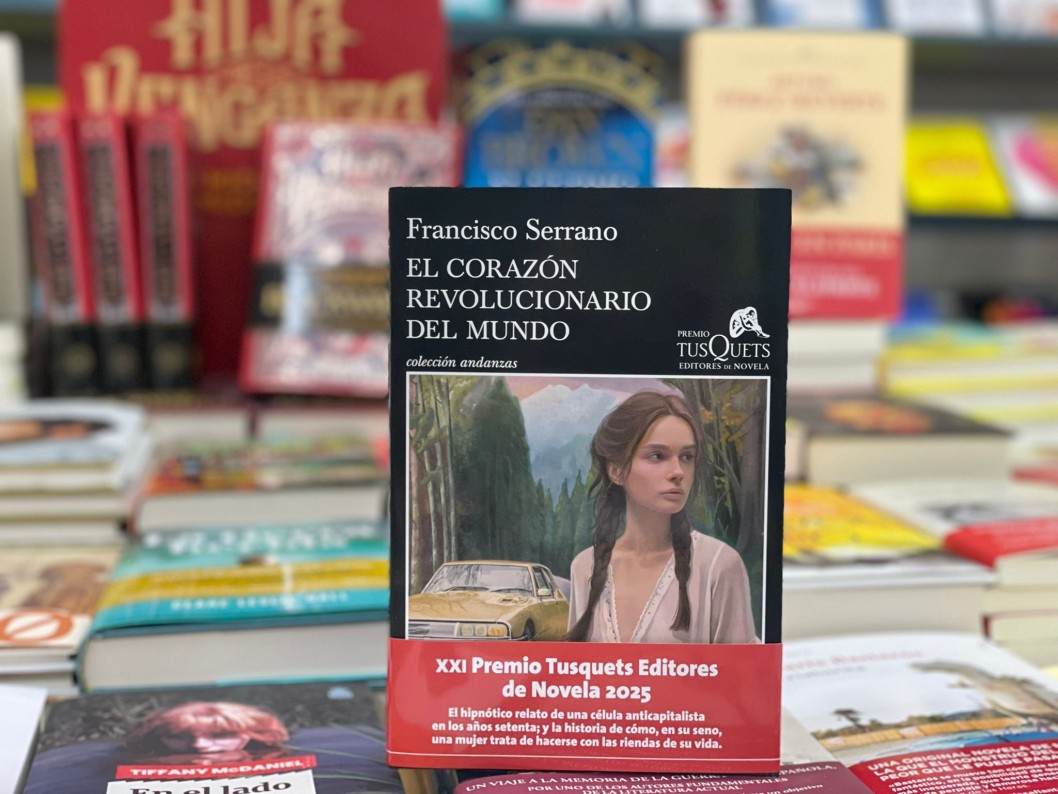 "El coraz&oacute;n revolucionario del mundo" de Francisco Serrano