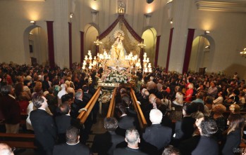 Procesi&oacute;n &iacute;ntima de la Virgen de la Salud dentro de Santa Ana 