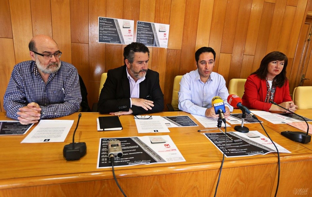 Elda acoge la segunda sesión de la Red de Municipios por la puesta en valor de la Memoria Histórica Elda acoge la segunda sesión de la Red de Municipios por la puesta en valor de la Memoria Histórica
