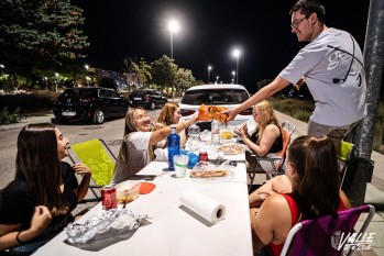 La noche es joven en el Sector 9