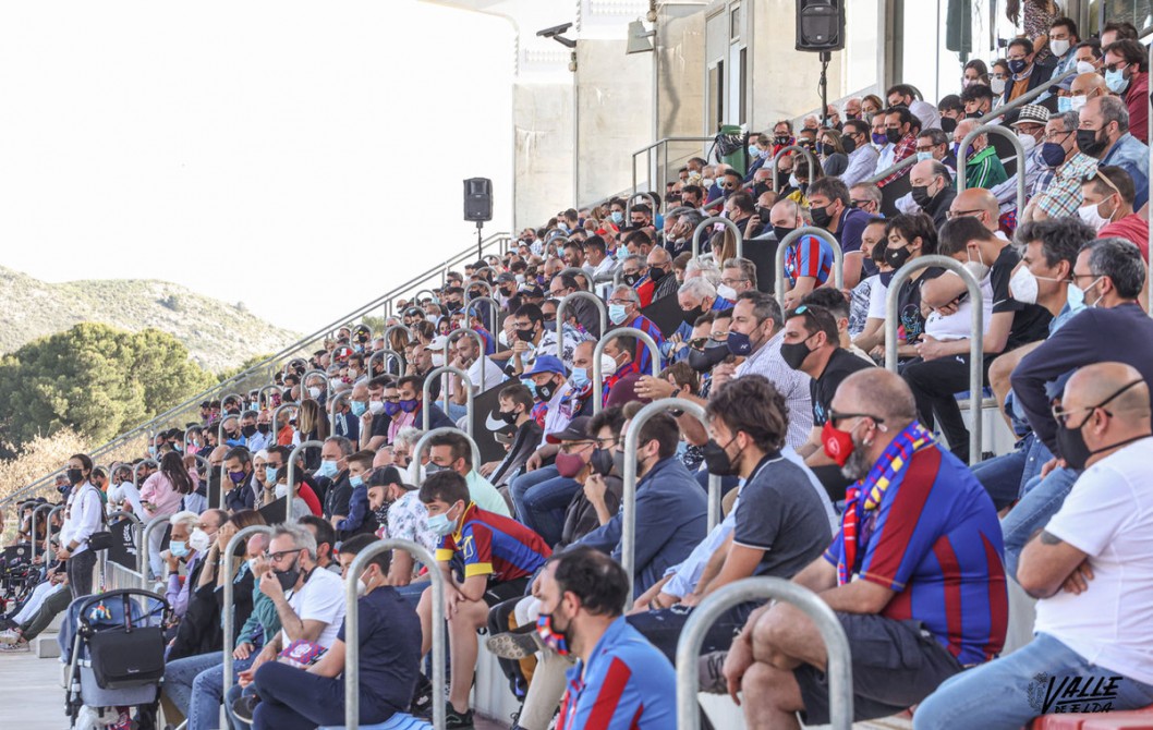 El Eldense aumenta el precio de los abonos al subir de categoría El Eldense aumenta el precio de los abonos al subir de categoría