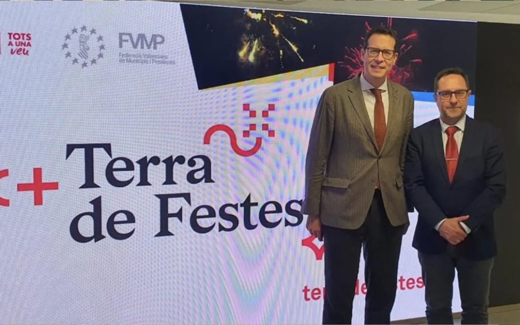 Los Moros y Cristianos de Elda asesorarán a la Generalitat en la puesta en valor de las fiestas de la Comunidad Valenciana Los Moros y Cristianos de Elda asesorarán a la Generalitat en la puesta en valor de las fiestas de la Comunidad Valenciana