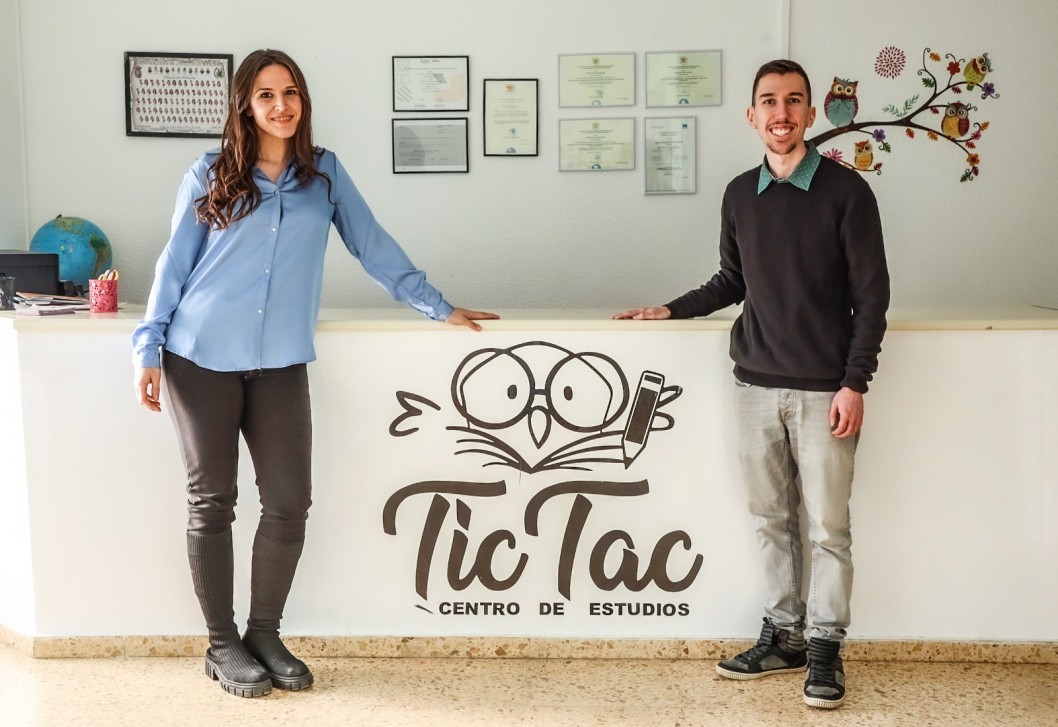 Academia Tic Tac te ayuda a superar las pruebas de valenciano y ofrece clases particulares desde Primaria hasta Bachiller Academia Tic Tac te ayuda a superar las pruebas de valenciano y ofrece clases particulares desde Primaria hasta Bachiller