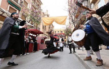 El Mercado Goyesco recrea el siglo XIX en Elda