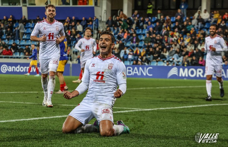 Un f&eacute;rreo Eldense amansa al Andorra (1-3)
