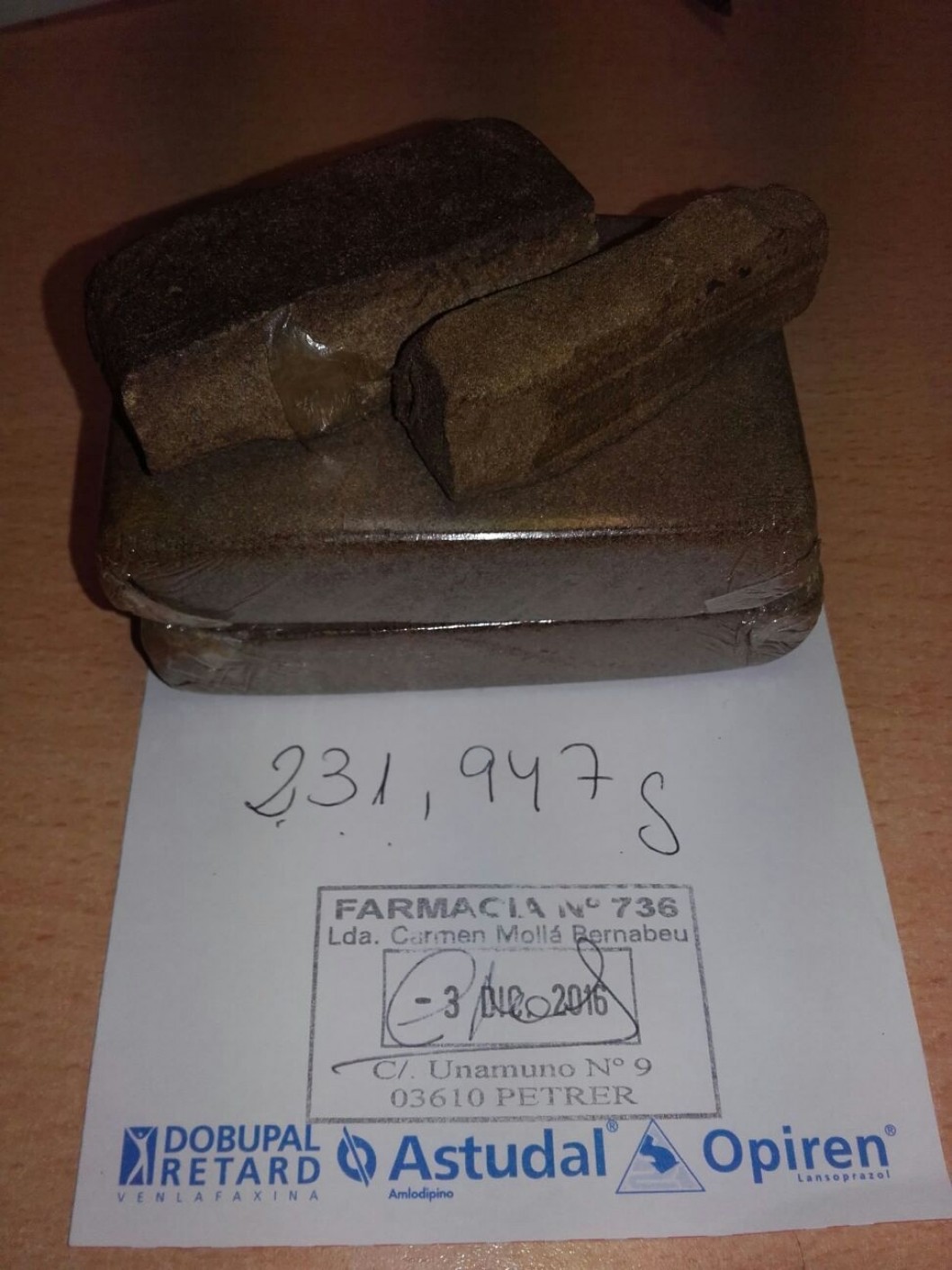 La Policía Local de Elda detiene a un hombre con 230 gramos de polen La Policía Local de Elda detiene a un hombre con 230 gramos de polen