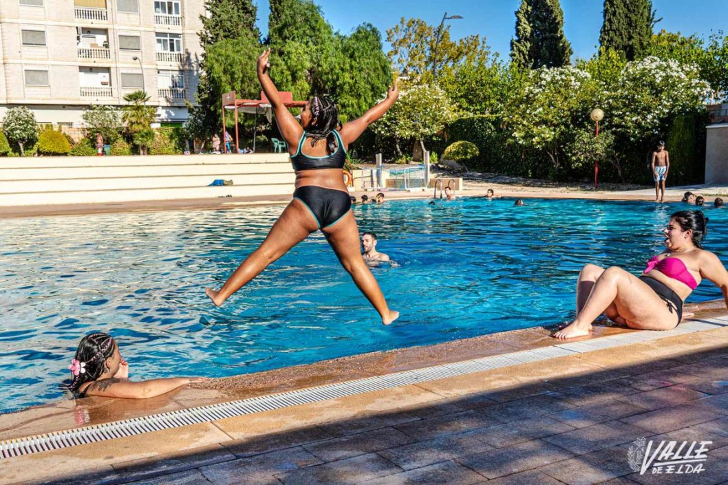 Las piscinas municipales de Petrer empezarán la temporada estival este viernes Las piscinas municipales de Petrer empezarán la temporada estival este viernes