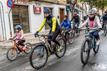 Un taller de bicicleta para celebrar la Semana de la Movilidad en Elda