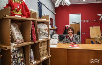 Turismo vende m&aacute;s de 400 productos promocionales de Elda