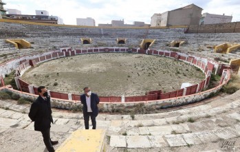 Elda presenta un plan de 15 millones de euros en grandes inversiones y ayuda social