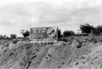 Ejemplares momentos de la industria del calzado. Sesenta y ocho a&ntilde;os de una premonici&oacute;n compartida. La Feria del Calzado y las Fiestas de Moros y Cristianos.