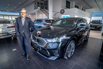 El BMW iX2, un veh&iacute;culo potente y sostenible