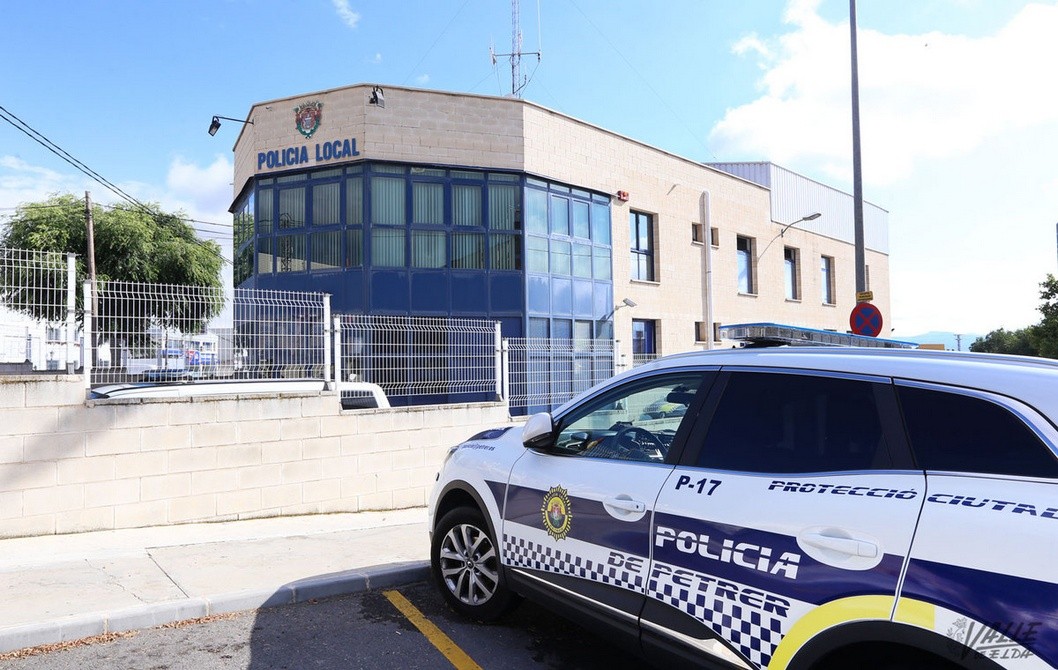 La Policía Local de Petrer detecta un timo por internet denominado "falso ricomoribundo" La Policía Local de Petrer detecta un timo por internet denominado "falso ricomoribundo"