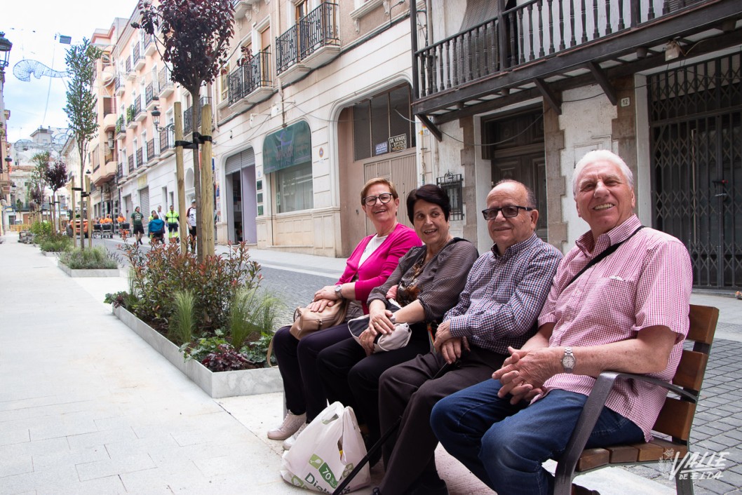 Ayuntamiento de Elda y Polic&iacute;a Local trabajan en la apertura al tr&aacute;fico de la calle Nueva