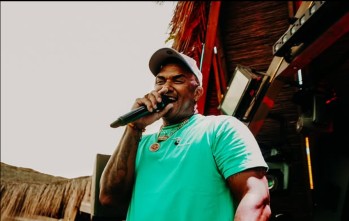 Elda suspende el concierto de Henry M&eacute;ndez por sus "discursos de odio"