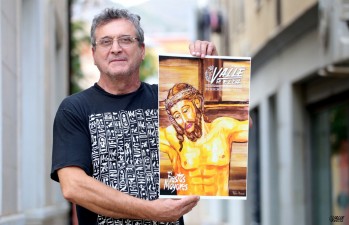 Pablo Rom&aacute;n dise&ntilde;a una imagen renovada del Cristo del Buen Suceso para la portada de Valle de Elda