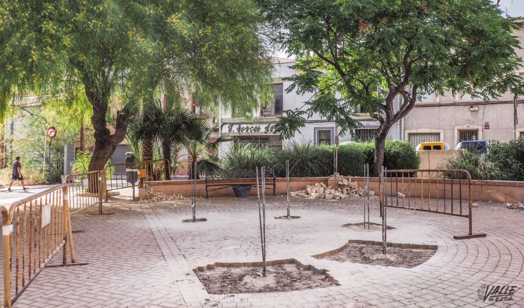 Comienza la remodelación de la plaza de La Prosperidad Comienza la remodelación de la plaza de La Prosperidad