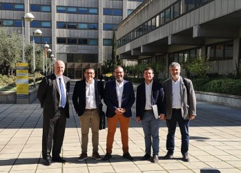 Pedro Garc&iacute;a acude al Ministerio de Industria para pedir soluciones al problema de la p&oacute;lvora 
