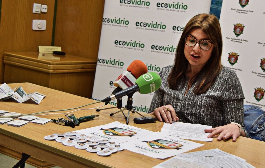 Petrer realizará una campaña de reciclaje de vidrio en Moros y Cristianos Petrer realizará una campaña de reciclaje de vidrio en Moros y Cristianos