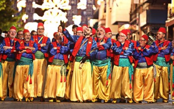 Los Moros y Cristianos generan en Elda un impacto econ&oacute;mico de ocho millones de euros