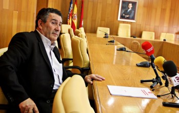 El equipo de gobierno incluye los partidos de la oposici&oacute;n en la Mesa General de Negociaci&oacute;n